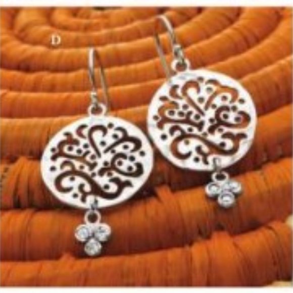 Silpada “Cut Above" Earrings - Picture 9 of 9